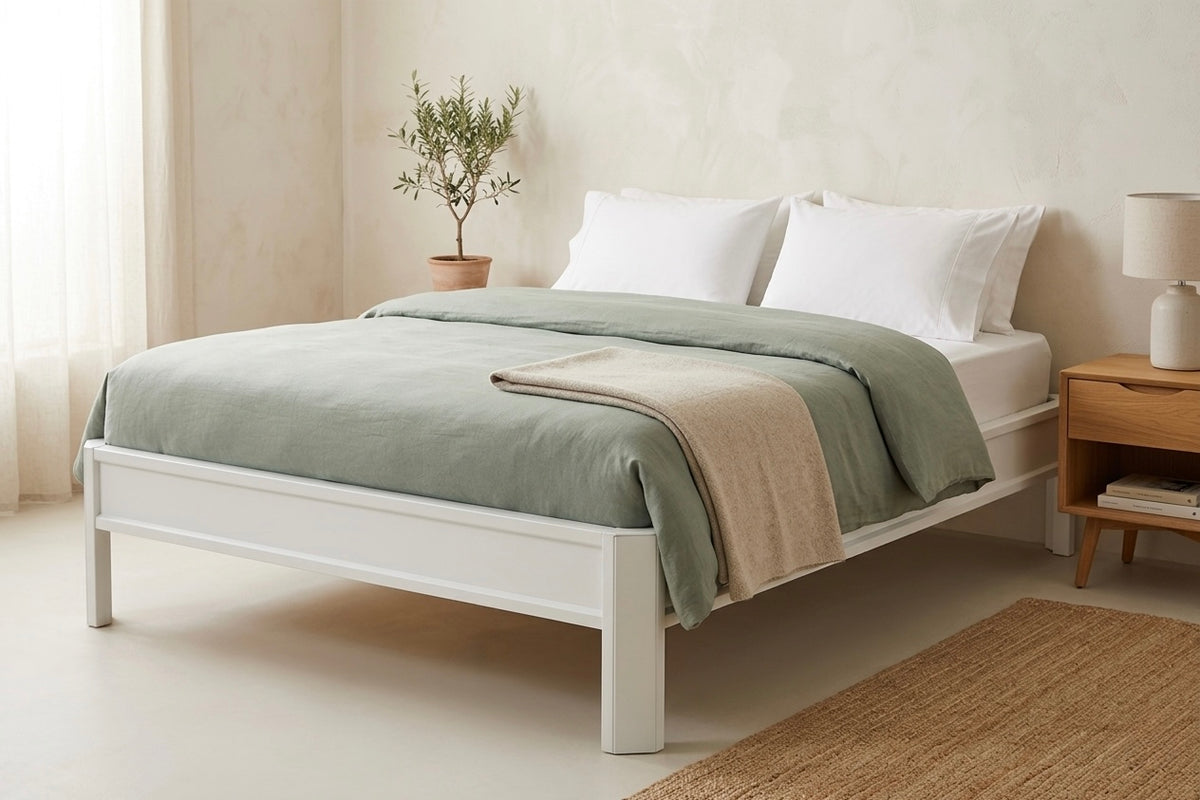 Metallbett ALIX 200x140 aus Aluminium – Bettgestell ohne Kopfteil - snow white
