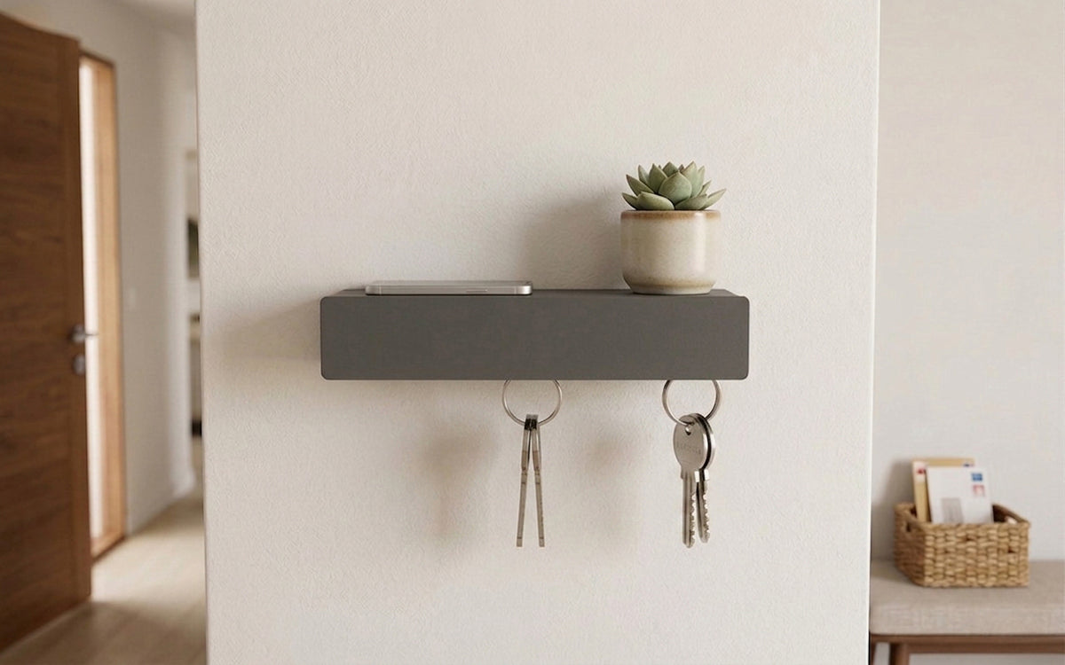 Schmales Wandboard mit versteckten Haken | Garderobe, Ablage & Schlüsselbrett ENNE 3er - carbon grey