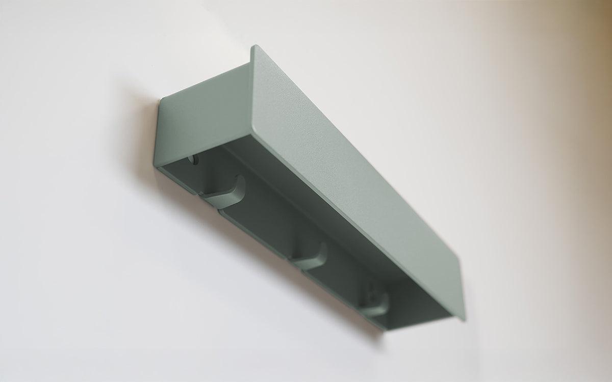 Schmales Wandboard mit versteckten Haken | Garderobe, Ablage & Schlüsselbrett ENNE 3er - fresh mint