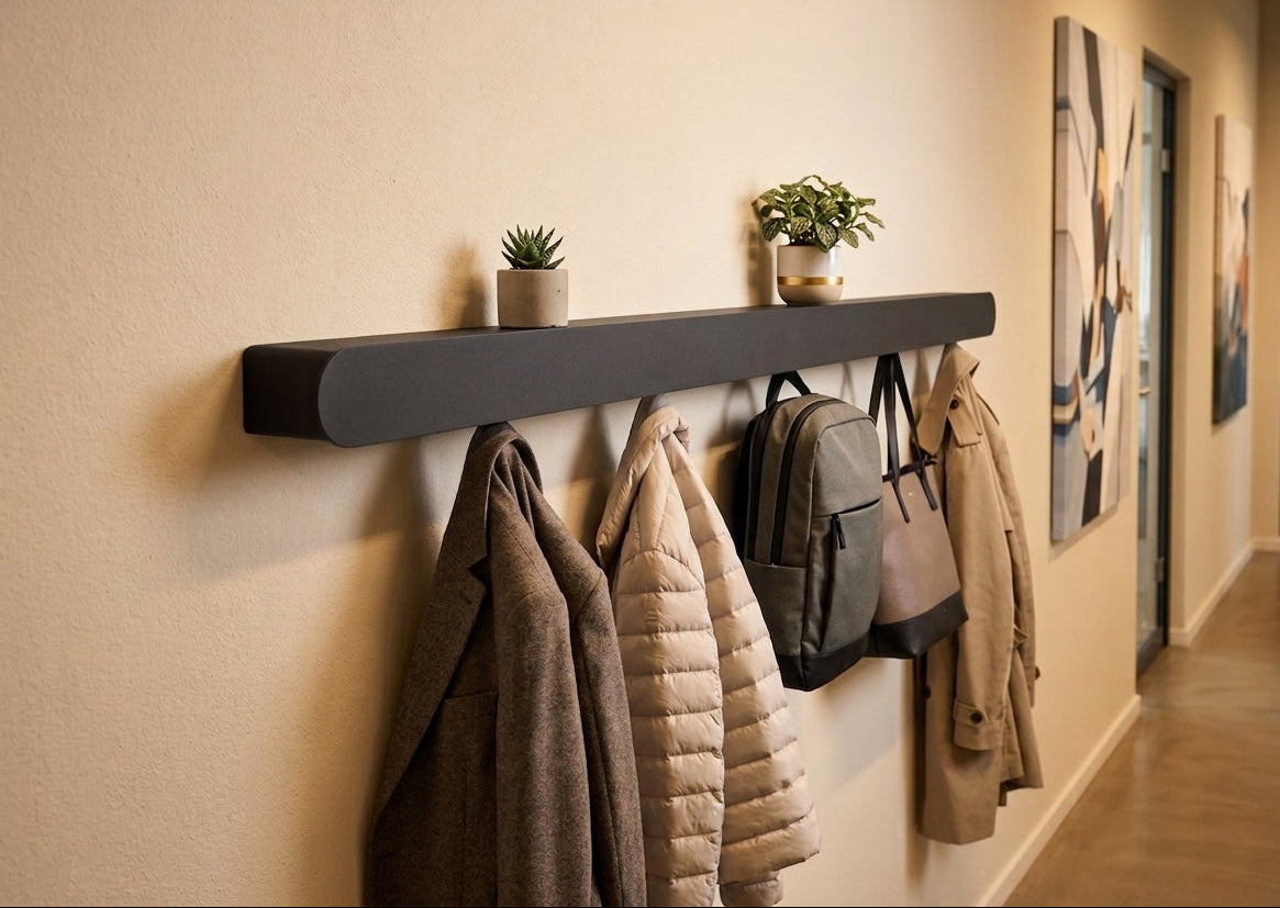 Schmales Wandboard mit versteckten Haken | Garderobe, Ablage & Schlüsselbrett ENNO 11er - black diamond
