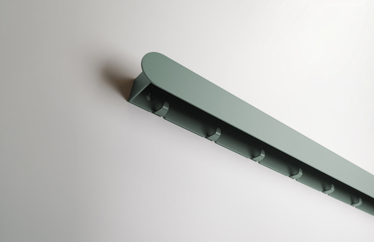 Schmales Wandboard mit versteckten Haken | Garderobe, Ablage & Schlüsselbrett ENNO 6er - fresh mint