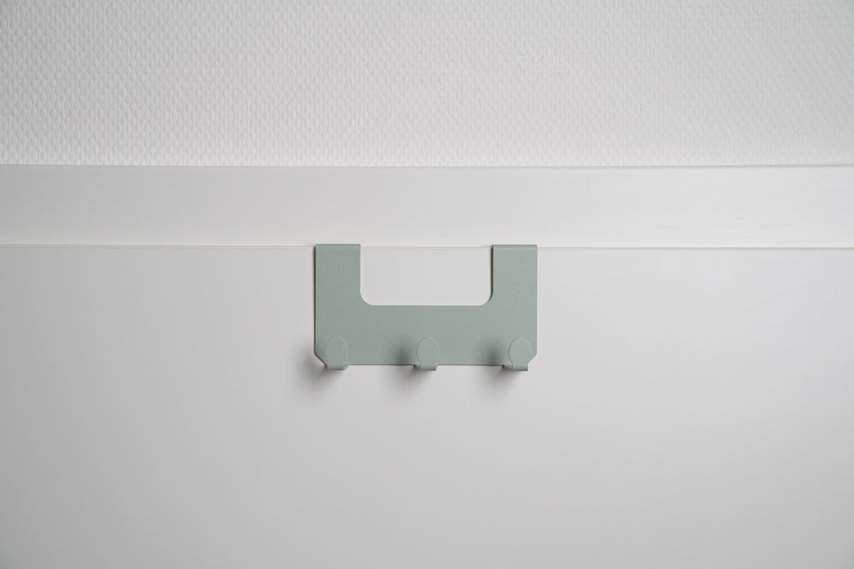 JOSH – Türgarderobe ohne Bohren | Türhakenleiste mit 3 Haken aus Stahl  - fresh mint