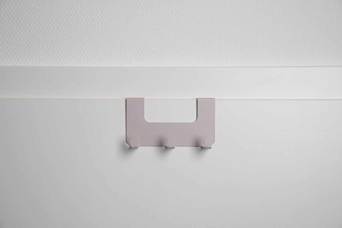 JOSH – Türgarderobe ohne Bohren | Türhakenleiste mit 3 Haken aus Stahl - soft lavender