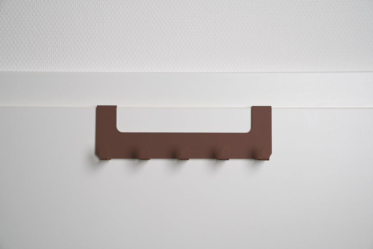 JOSH – Türgarderobe ohne Bohren | Türhakenleiste mit 5 Haken aus Stahl - dark chocolate